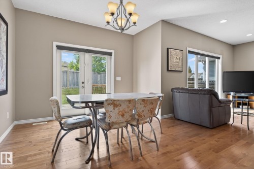 9 Woodbridge Link, Fort Saskatchewan, AB - Indoor Photo Showing Dining Room
