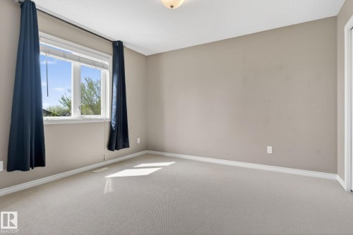 9 Woodbridge Link, Fort Saskatchewan, AB - Indoor Photo Showing Other Room