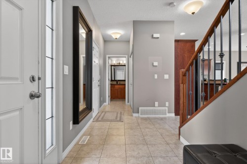 9 Woodbridge Link, Fort Saskatchewan, AB - Indoor Photo Showing Other Room