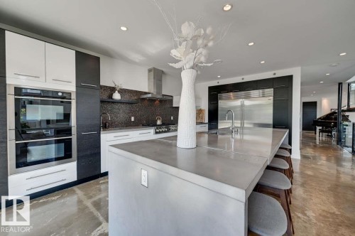 14A Birch Drive, St. Albert, AB - Indoor Photo Showing Kitchen With Upgraded Kitchen