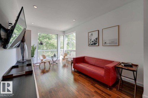 14A Birch Drive, St. Albert, AB - Indoor Photo Showing Living Room