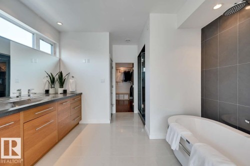 14A Birch Drive, St. Albert, AB - Indoor Photo Showing Bathroom