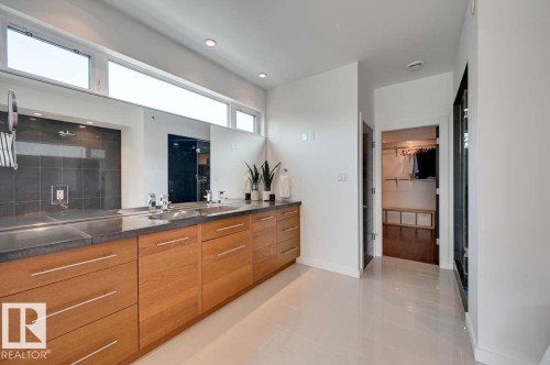 14A Birch Drive, St. Albert, AB - Indoor Photo Showing Kitchen