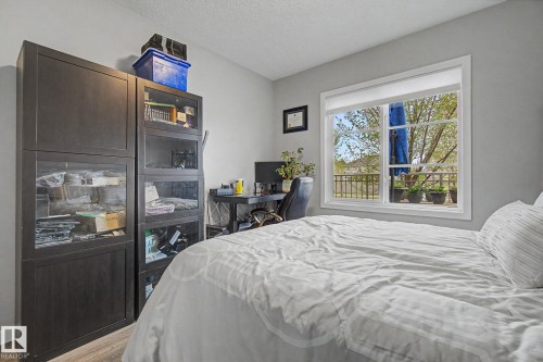129 503 Albany Way, Edmonton, AB - Indoor Photo Showing Bedroom