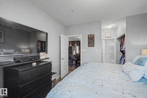 129 503 Albany Way, Edmonton, AB - Indoor Photo Showing Bedroom