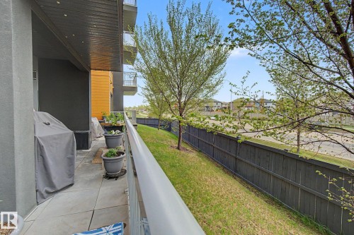 129 503 Albany Way, Edmonton, AB - Outdoor