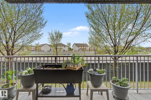 129 503 Albany Way, Edmonton, AB - Outdoor