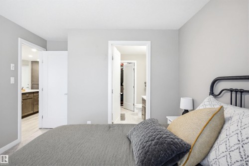 232 5504 Schonsee Drive, Edmonton, AB - Indoor Photo Showing Bedroom