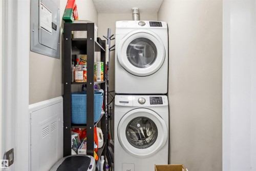 232 5504 Schonsee Drive, Edmonton, AB - Indoor Photo Showing Laundry Room