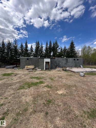 Image quality insufficient for description - #41 59419 Rge Rd 240, Rural Westlock County, AB - Outdoor