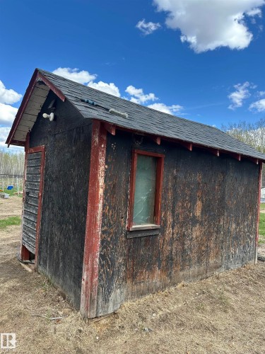 Image quality insufficient for description - #41 59419 Rge Rd 240, Rural Westlock County, AB - Outdoor