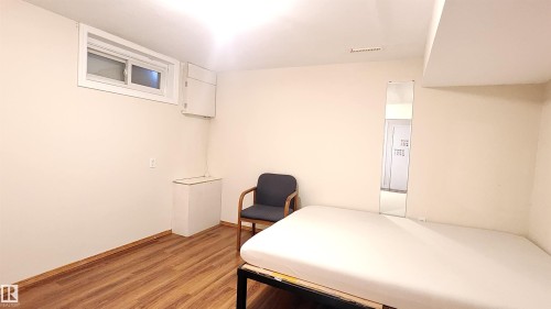 4709 106 Street, Edmonton, AB - Indoor