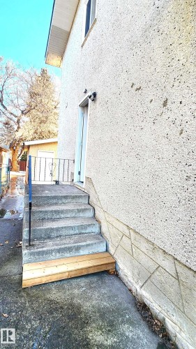 4709 106 Street, Edmonton, AB - Outdoor
