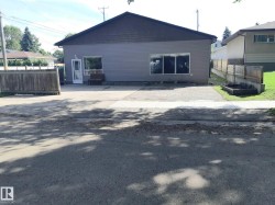 3809 112 Avenue  Edmonton, AB T5W 0M5
