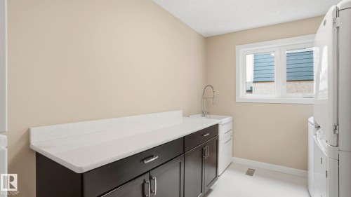 303 Westridge Road, Edmonton, AB - Indoor
