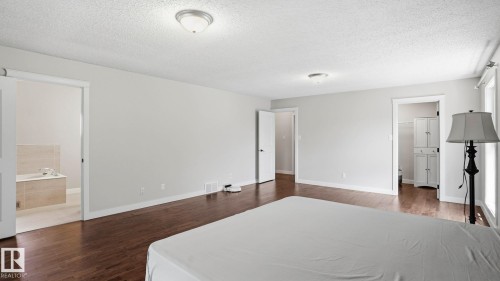 303 Westridge Road, Edmonton, AB - Indoor Photo Showing Bedroom