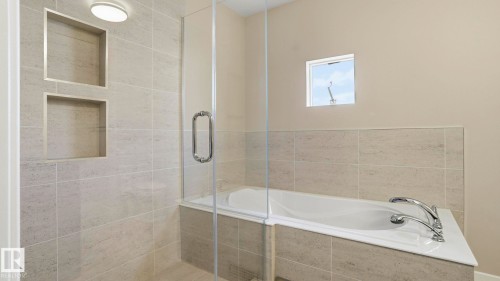 303 Westridge Road, Edmonton, AB - Indoor Photo Showing Bathroom