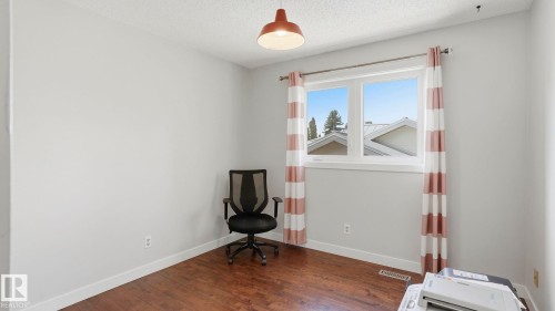 303 Westridge Road, Edmonton, AB - Indoor