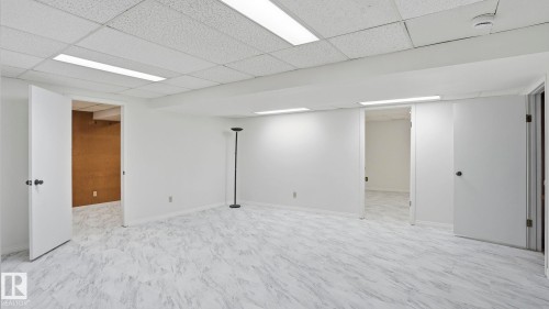 303 Westridge Road, Edmonton, AB - Indoor Photo Showing Other Room
