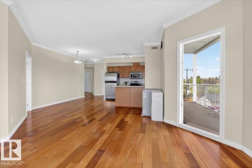 326 8528 82 Avenue, Edmonton, AB - Indoor Photo Showing Kitchen