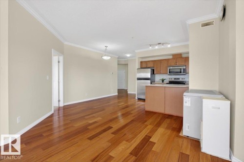 326 8528 82 Avenue, Edmonton, AB - Indoor Photo Showing Kitchen