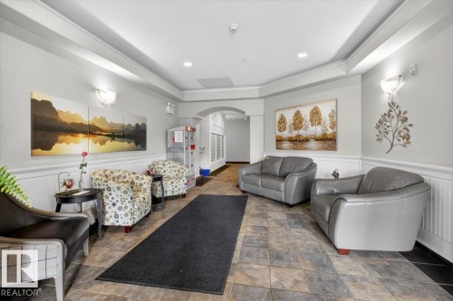 326 8528 82 Avenue, Edmonton, AB - Indoor Photo Showing Living Room