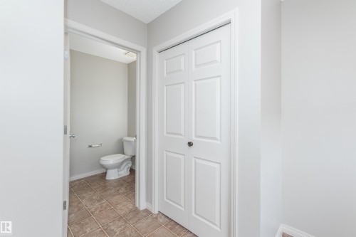 7833 Schmid Place, Edmonton, AB - Indoor