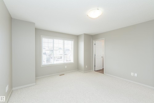 7833 Schmid Place, Edmonton, AB - Indoor Photo Showing Other Room