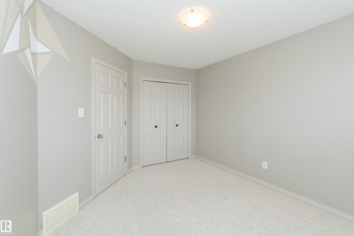 7833 Schmid Place, Edmonton, AB - Indoor Photo Showing Other Room