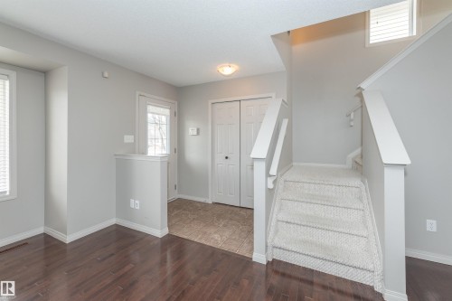 7833 Schmid Place, Edmonton, AB - Indoor Photo Showing Other Room