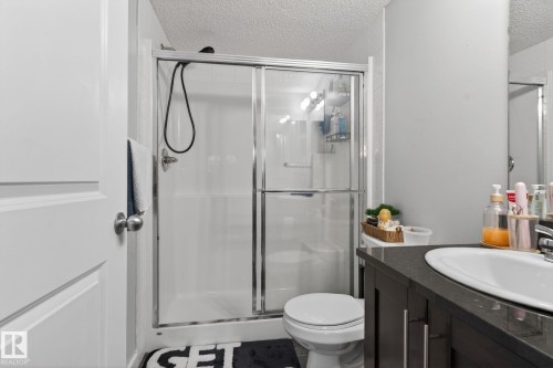 318 5810 Mullen Place, Edmonton, AB - Indoor Photo Showing Bathroom