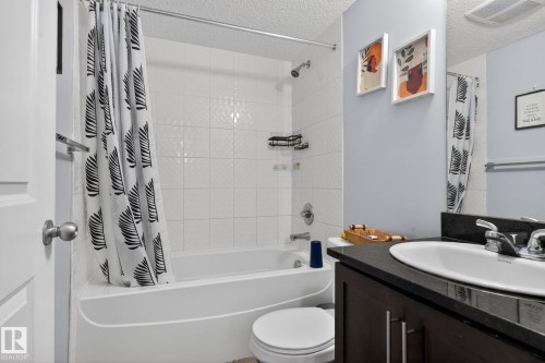 318 5810 Mullen Place, Edmonton, AB - Indoor Photo Showing Bathroom