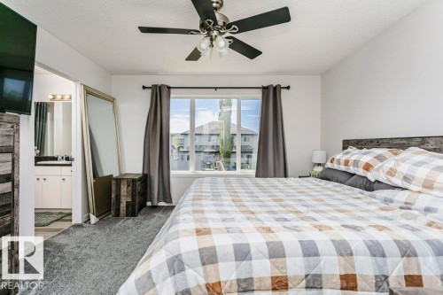 9 Cypress Link, Fort Saskatchewan, AB - Indoor Photo Showing Bedroom