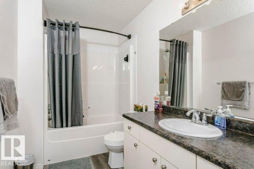 9 Cypress Link, Fort Saskatchewan, AB - Indoor Photo Showing Bathroom