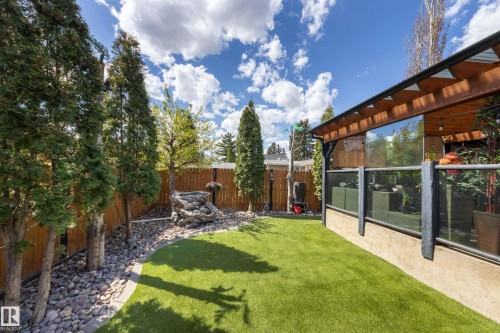 10811 67 Street, Edmonton, AB - Outdoor