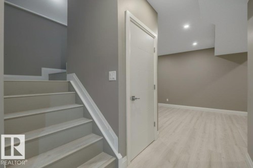 2036 South Creek Drive, Stony Plain, AB - Indoor Photo Showing Other Room