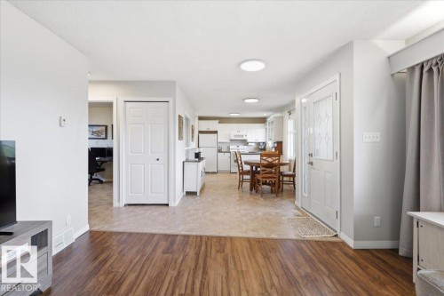 5409 55 Avenue, Wetaskiwin, AB - Indoor Photo Showing Other Room