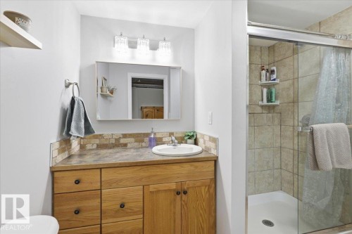 5409 55 Avenue, Wetaskiwin, AB - Indoor Photo Showing Bathroom
