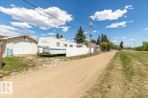 5409 55 Avenue, Wetaskiwin, AB - Outdoor