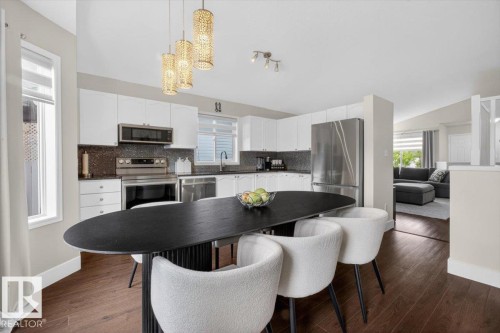 18520 77 Avenue, Edmonton, AB - Indoor Photo Showing Dining Room