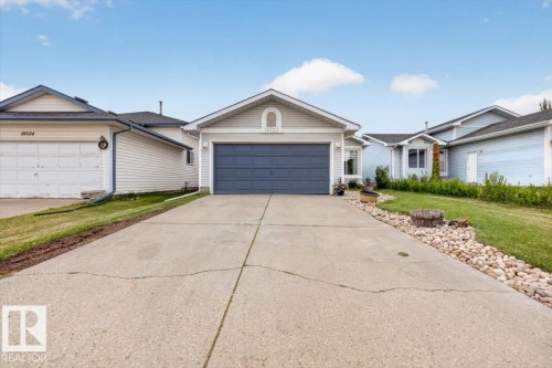 18520 77 Avenue, Edmonton, AB - Outdoor With Facade