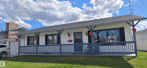 5113 45 B Avenue  Vegreville, AB T9C 1L5