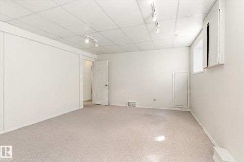 8604 157 Avenue, Edmonton, AB - Indoor Photo Showing Other Room