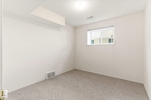 8604 157 Avenue, Edmonton, AB - Indoor Photo Showing Other Room