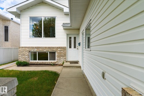 8604 157 Avenue, Edmonton, AB - Outdoor