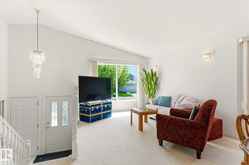 8604 157 Avenue, Edmonton, AB - Indoor