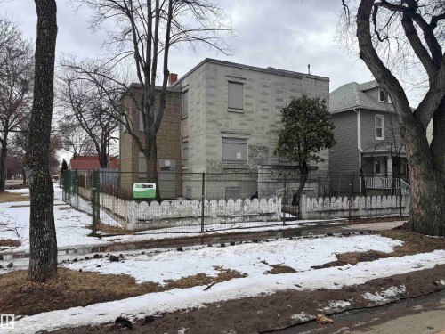 11847 96 Street, Edmonton, AB 