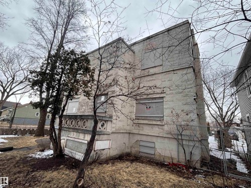 11847 96 Street, Edmonton, AB 