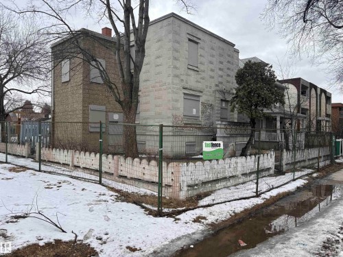 11847 96 Street, Edmonton, AB 