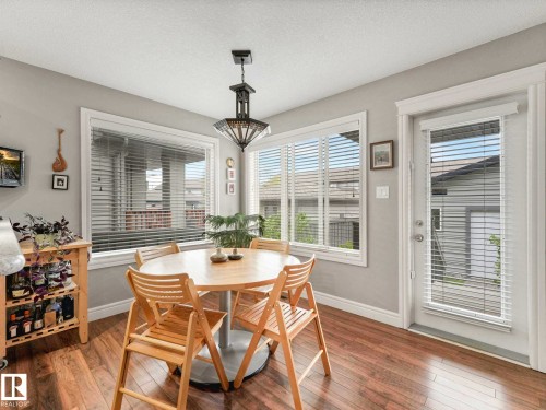 2445 Austin Crescent, Edmonton, AB - Indoor Photo Showing Dining Room